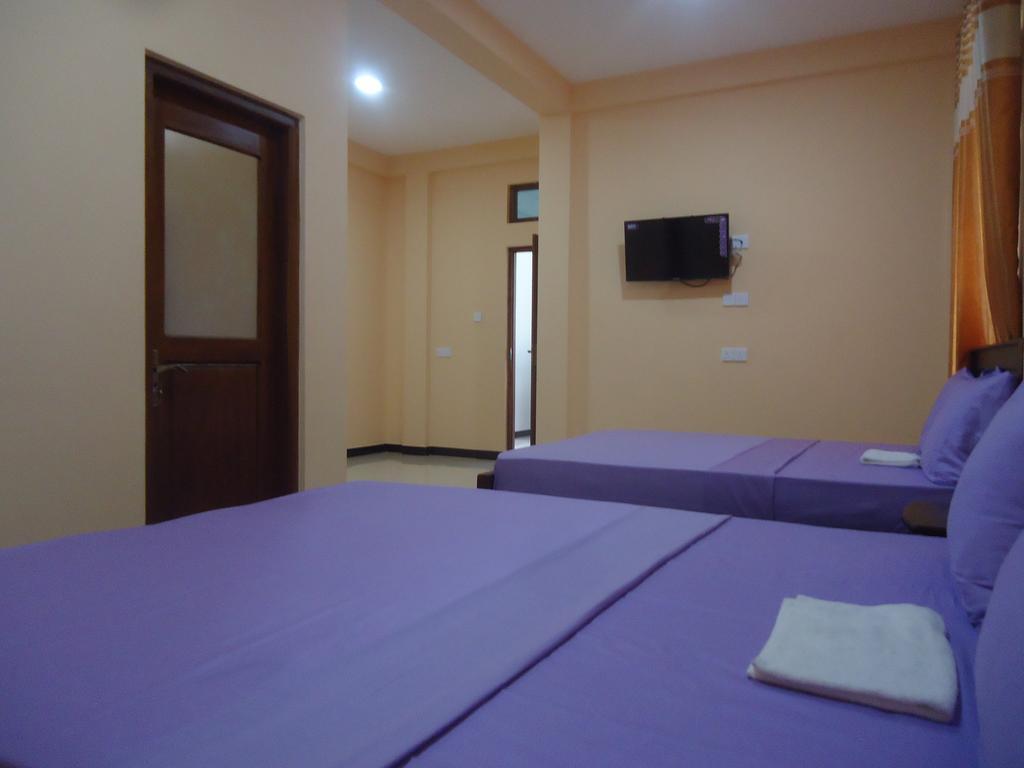 Amawin Resort Hambantota Bagian luar foto