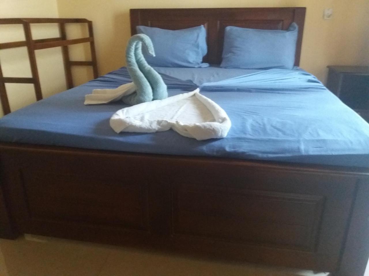 Amawin Resort Hambantota Bagian luar foto